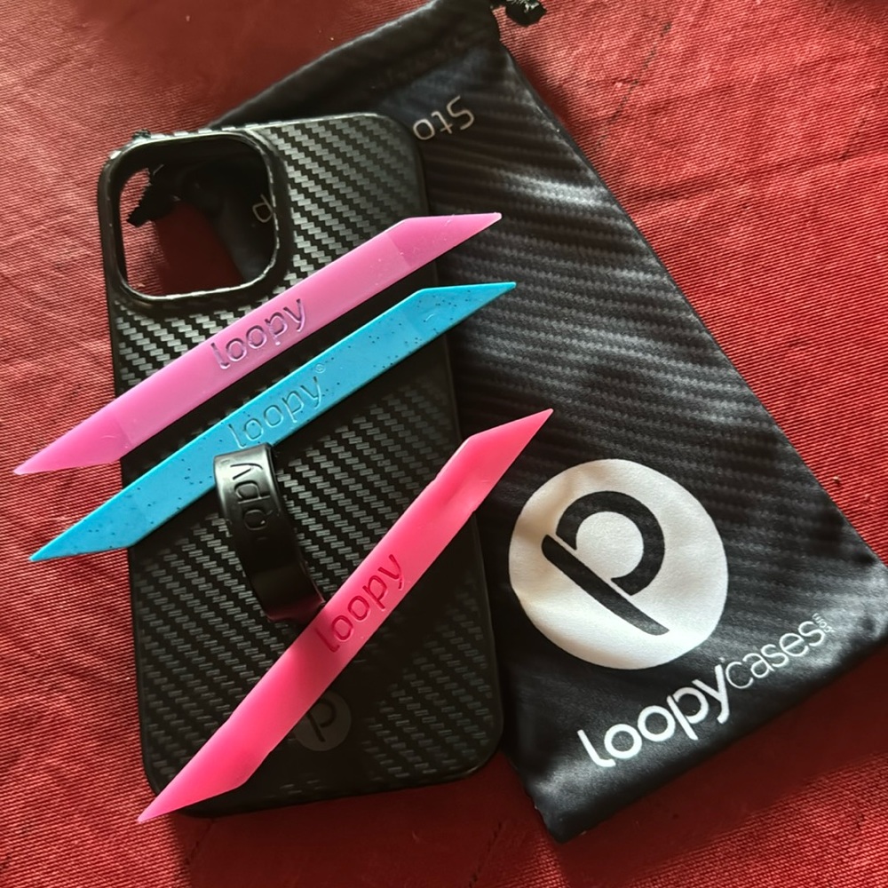 Loopy Carbon Signature Edition iPhone 13 Pro Max Case & Bag plus 3 Loops